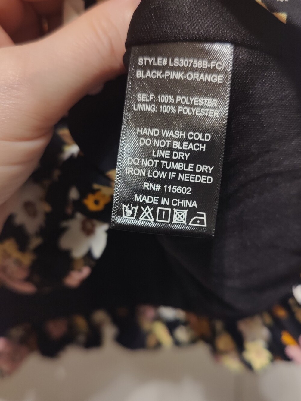 LUSH Floral Ruched Tulip Skirt Black Pink Orange L NWT - Picture 3 of 3